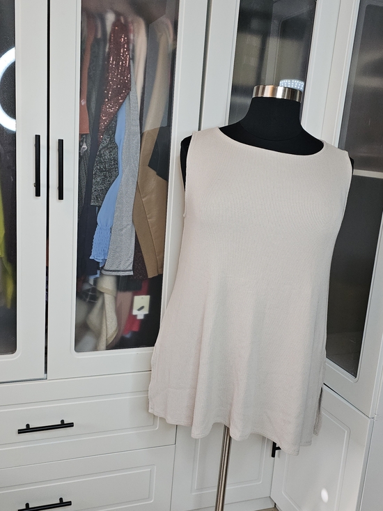 Eileen Fisher Tops - Eileen Fisher Cream Sleeveless Ribbed Swing Tank